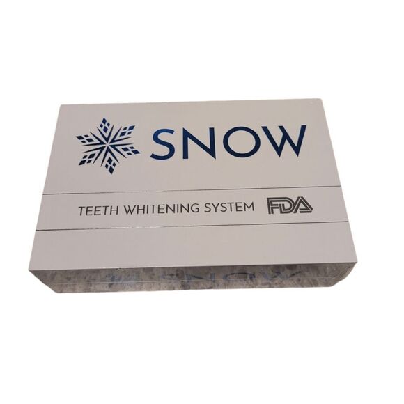 Snow The Original Teeth Whitening System Kit All In On New Sealed New Sealed - Picture 1 of 7